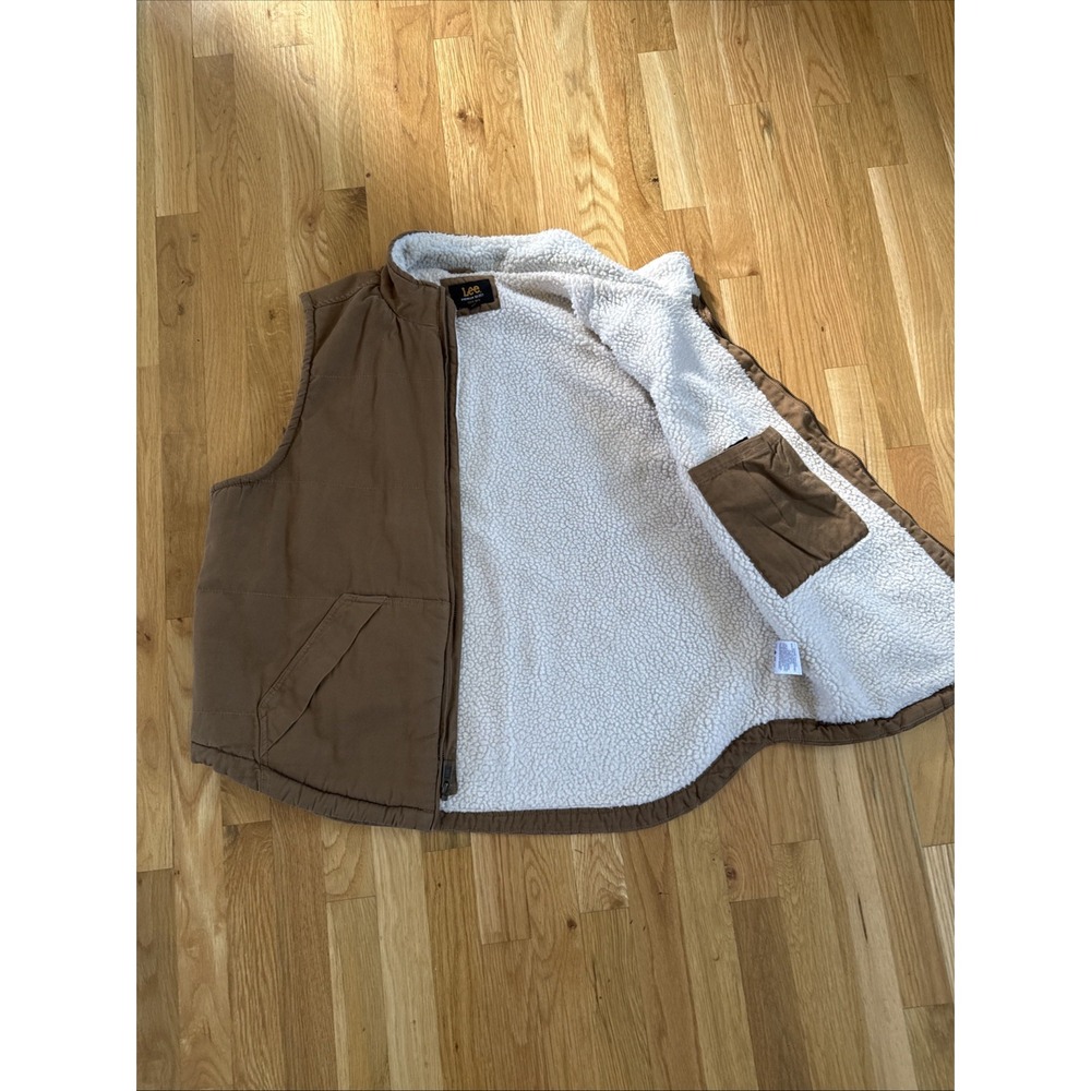 Premium Lee Sherpa lined vest xl zipper quilted‎ Heavy Duty.  Never Worn - Picture 3 of 4